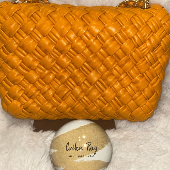 Tory‎ Burch Britten Woven Small Shoulder Bag - Picture 4 of 16